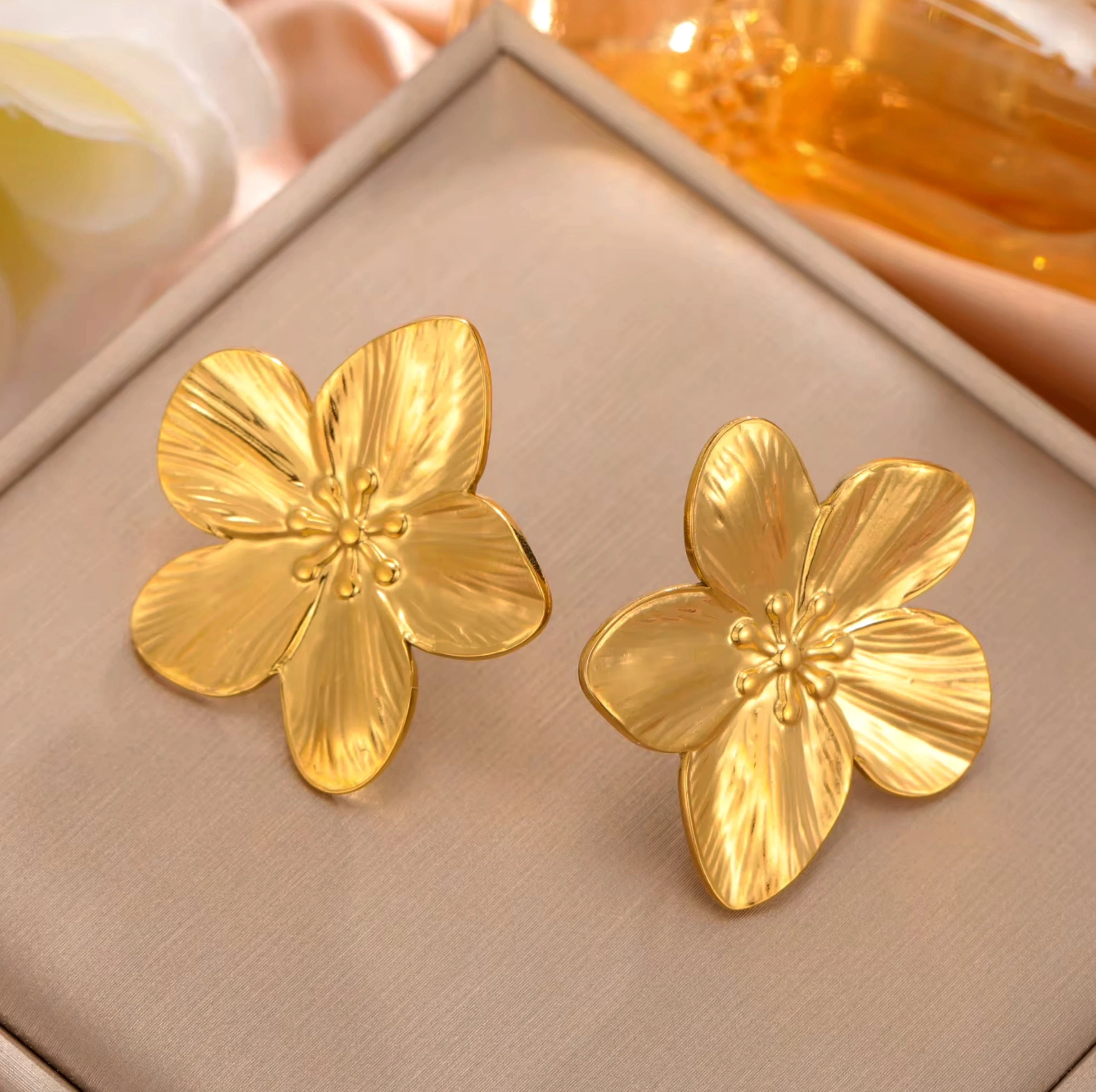 Vintage Gold Flower Earrings in 14K Stainless Steel