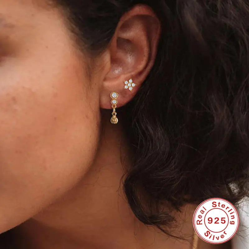 S925 flor de plata de ley con diamantes