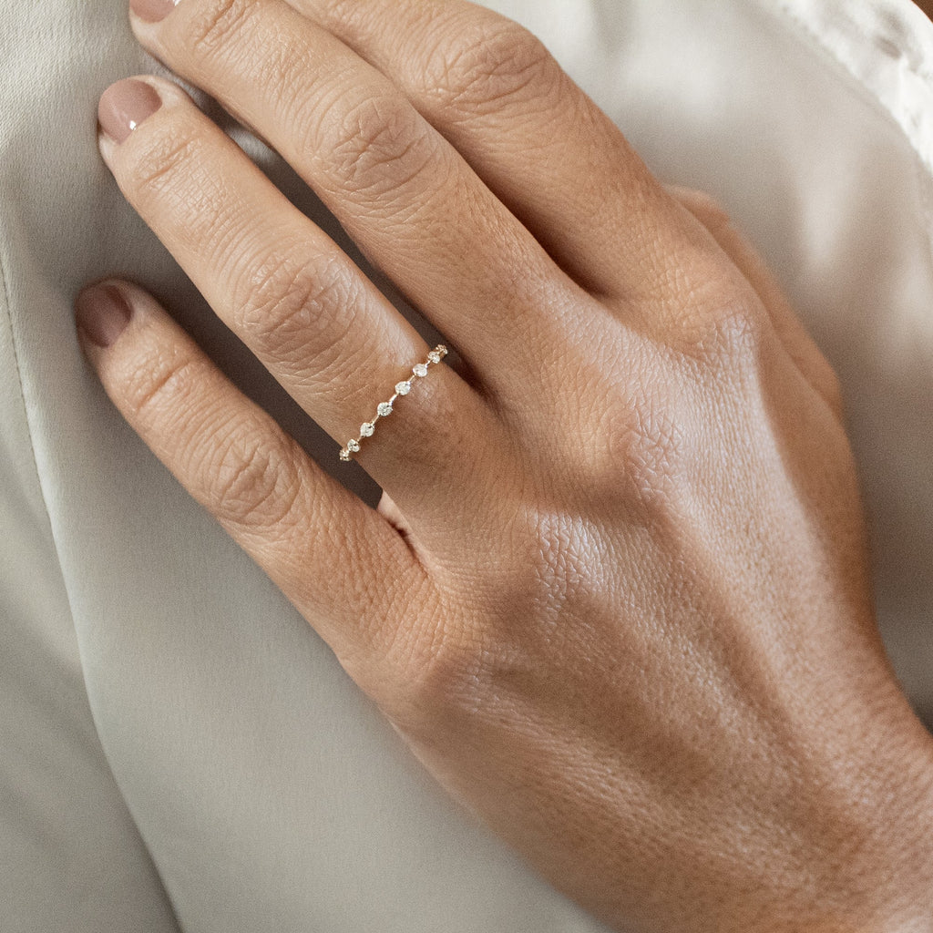 Anillo de Plata Pura S925 con elegante baño en Oro