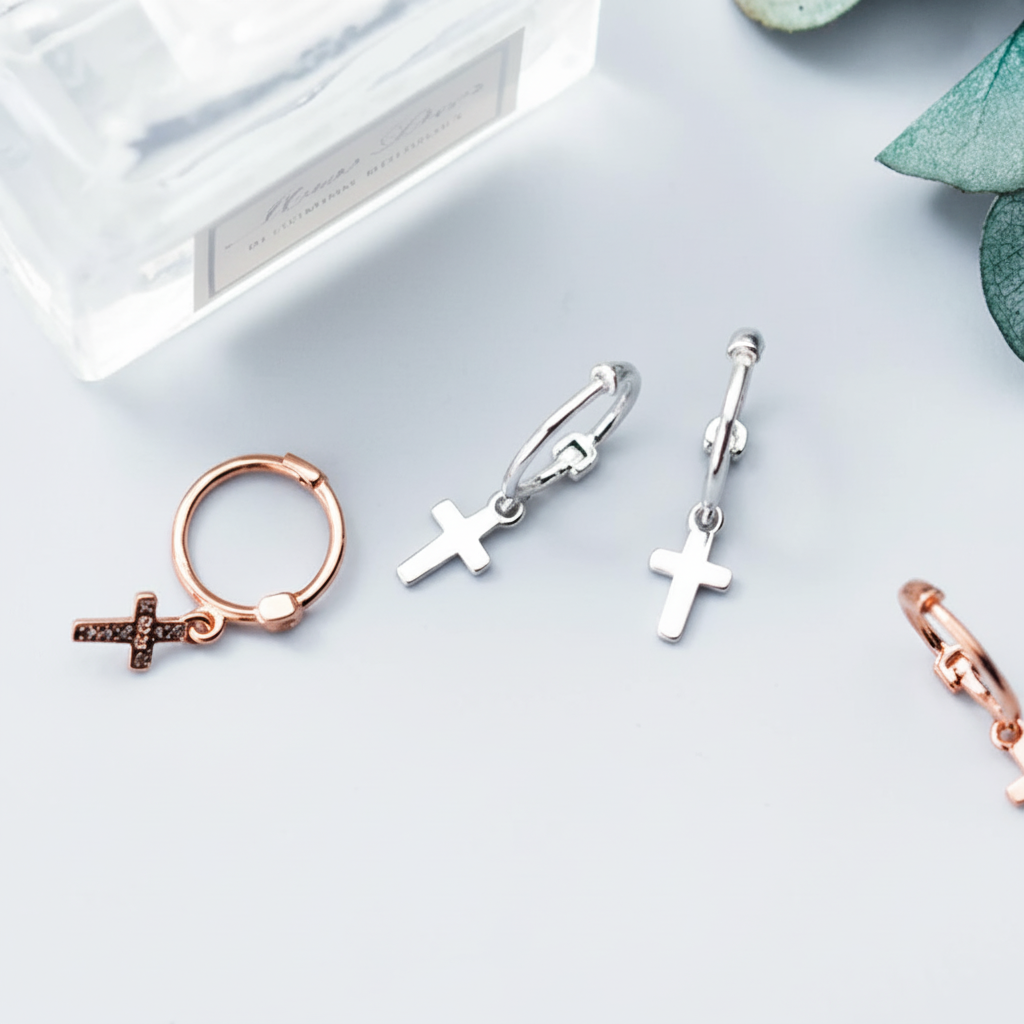 Cruz de plata de Ley S925 minimalistas