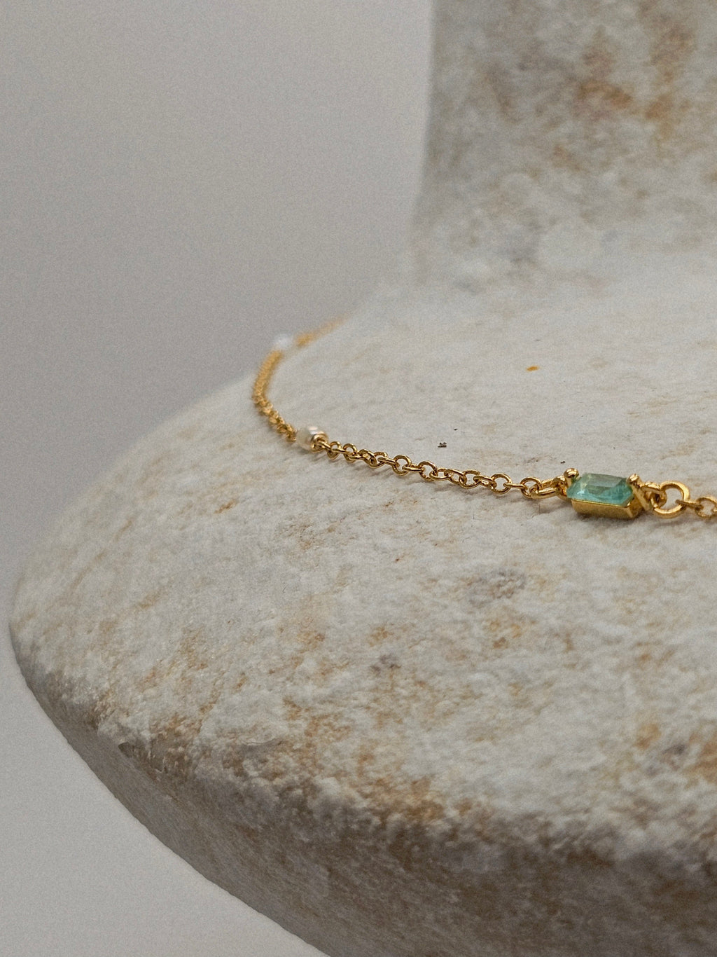 Collar Nina ESSENTIALS Coleción